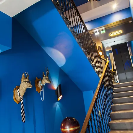 The Originals Boutique, Le Lion,