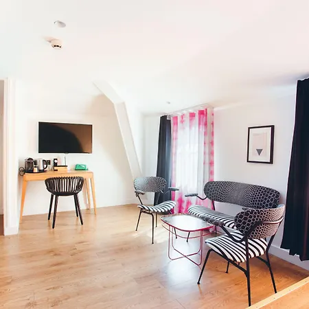 מלון The Originals Boutique, Le Lion, קלרמונט-פרנד