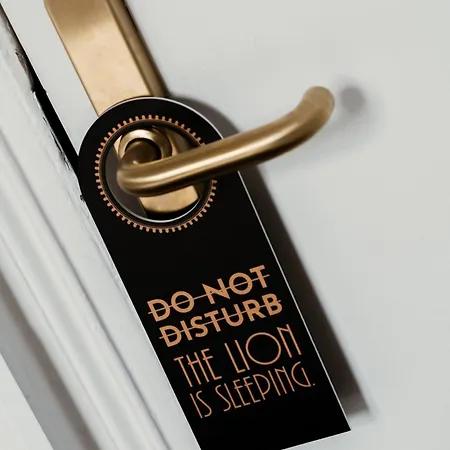 The Originals Boutique, Le Lion,