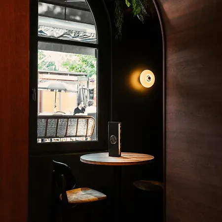 فندق The Originals Boutique, Le Lion, كليرمونت-فيراند