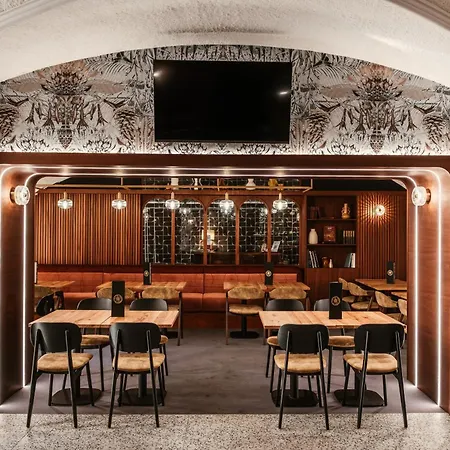 The Originals Boutique, Le Lion, فندق