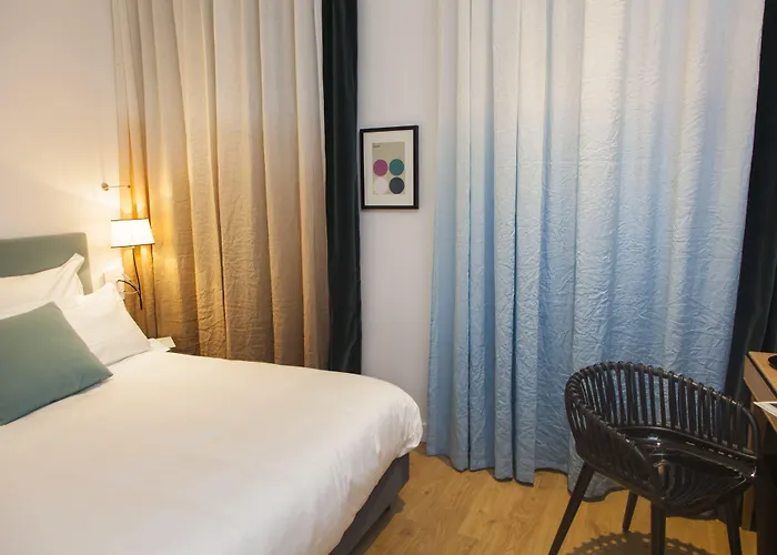 The Originals Boutique, Le Lion,