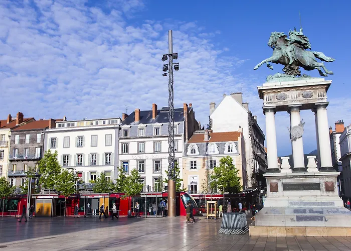 The Originals Boutique, Le Lion, Отель 3*