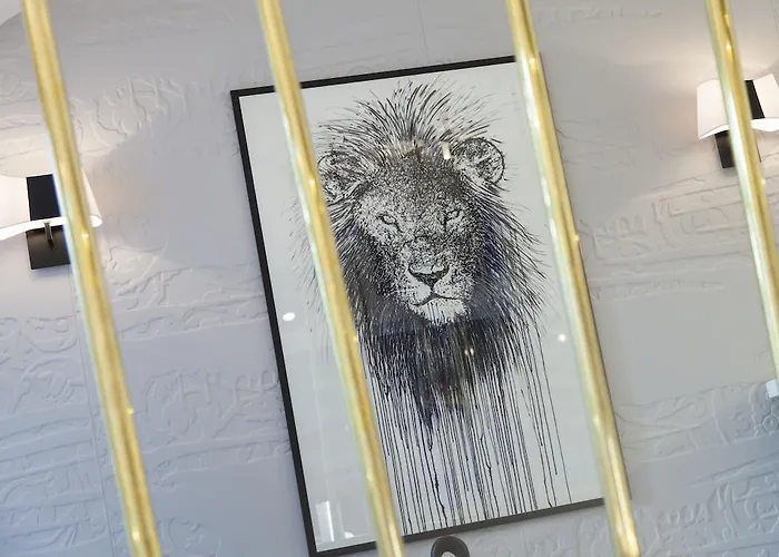 The Originals Boutique, Le Lion, 3* Клермон-Ферран